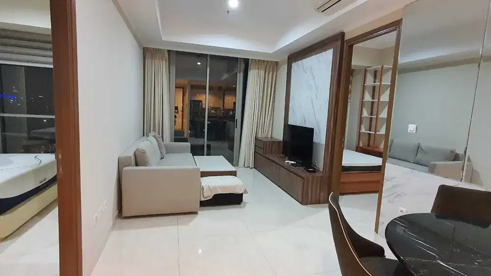 Disewakan Murah Apartemen Taman Anggrek Residence 2+1 Bedroom