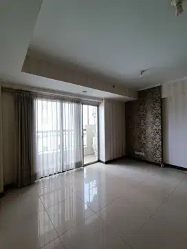 Disewakan Cepat Apartemen Pakuwon Waterlace 3 bedroom unfurnish view p