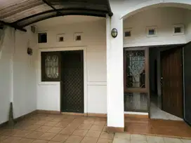 Rumah Dijual 1 Lantai Rapi Siap Huni Di Villa Melati Mas