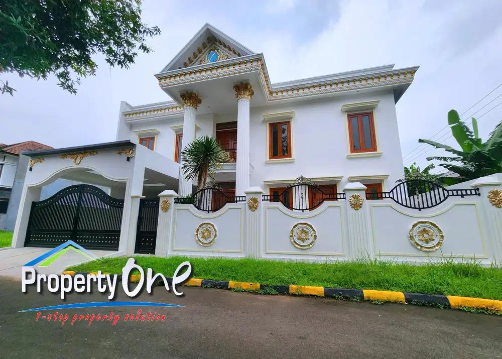 Dijual Rumah 3 Lantai Desain Klasik Mewah Di Puspitaloka BSD (DM)
