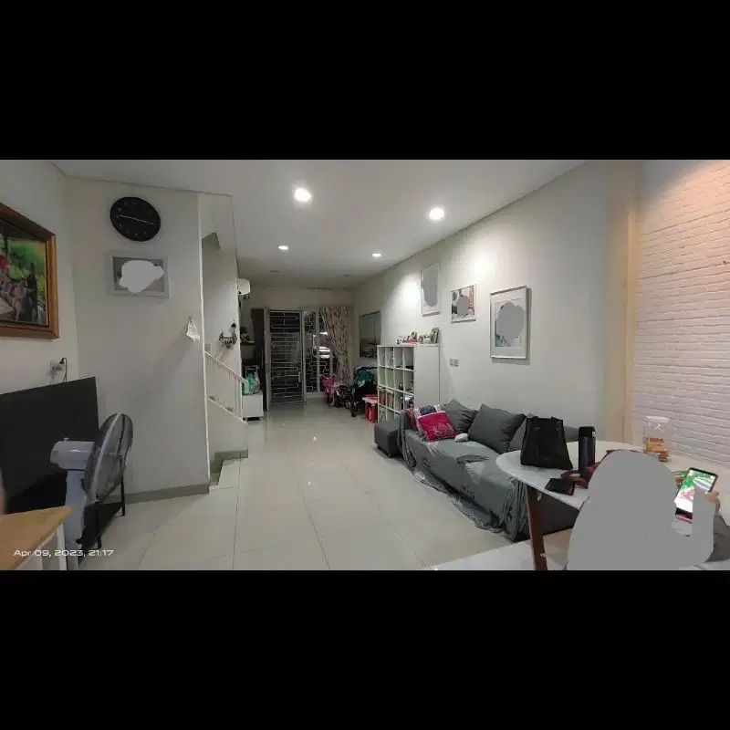 Rumah Rapih Siap Huni di Golf Lake Residence