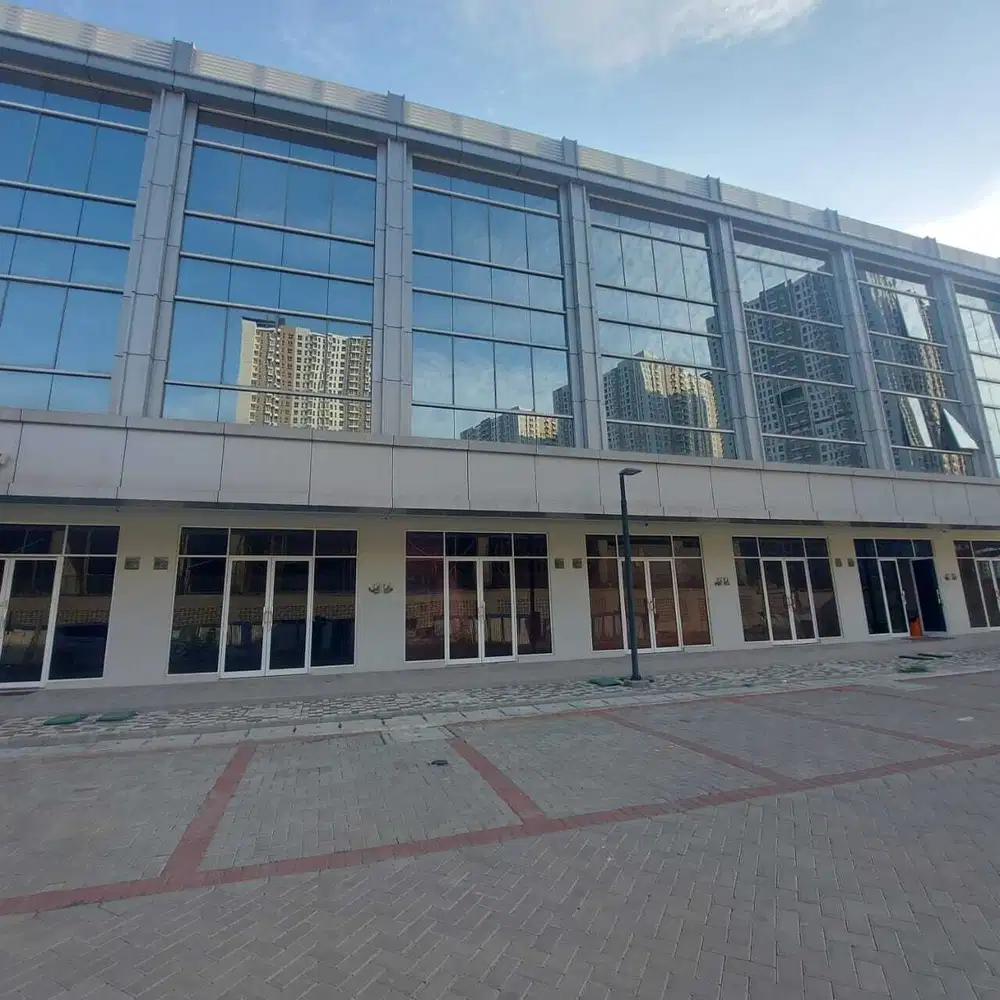 Disewakan ruko pik2 shibuya 3 lantai uk 4.5x16.25 lokasi ramai