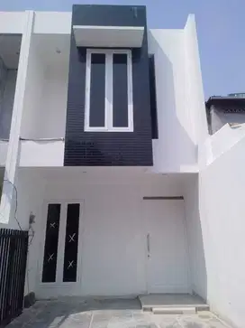 Dijual Murah Rumah Baru di Jln Tebet Barat Jakarta Selatan