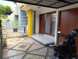 ‼️TURUN HARGA‼️ Rumah cantik di Japos pondok aren