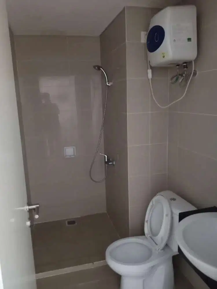 Disewakan apartemen Madison Park 2 br unfurnish