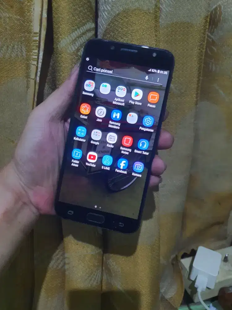 Samsung j7 plus  Ram 4/32