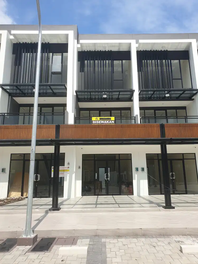 Disewakan Ruko Hampton Boulevard Gading Serpong