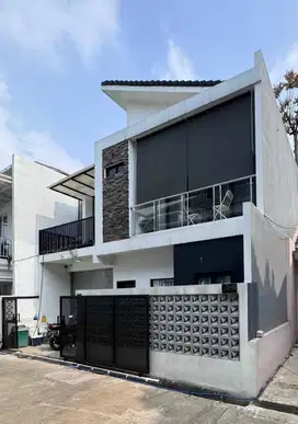 Dijual Rumah Cantik Modern Furnished Siap Huni Lokasi di Cihanjuang