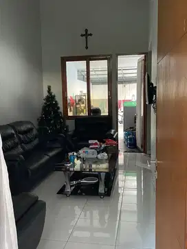 Jual Rumah Laris Manis di Cherrfy Field