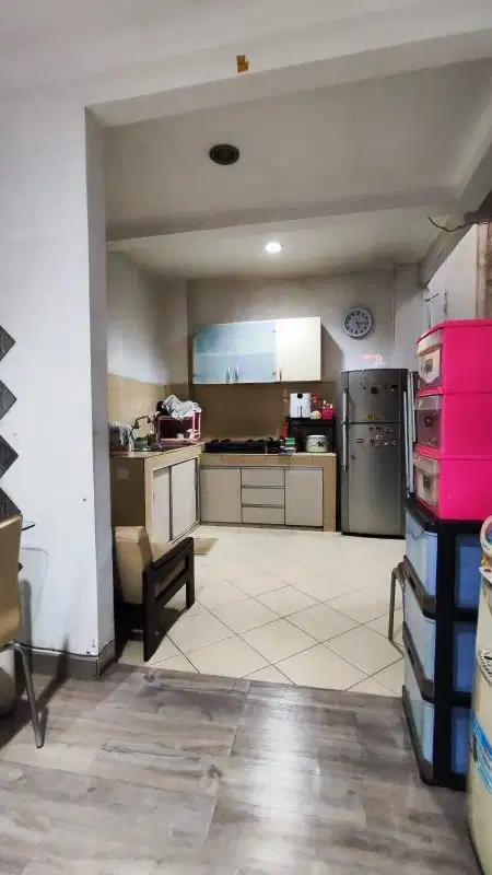 Dijual Rumah Taman Palem Lestari 2 Lantai ( uk6 x15 m)