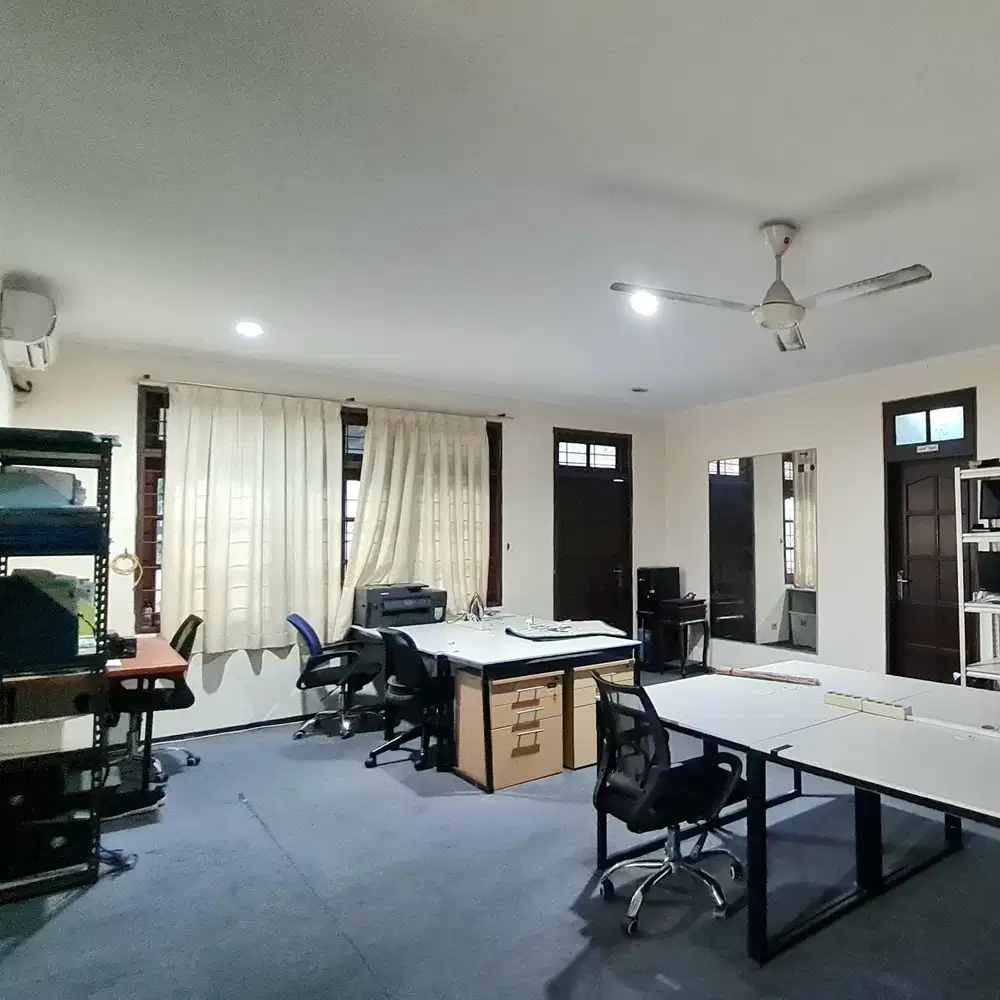 Rumah Kebayoran Baru Area Tenang Hanglekir