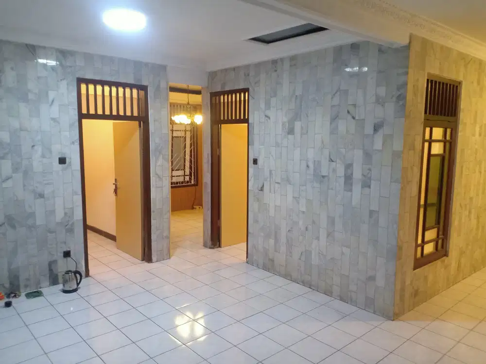 Dijual Rumah Siap Huni di Taman Cibaduyut Indah