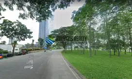 kavling sangat luas dan strategis lokasi di jalan besar utama alam sutera