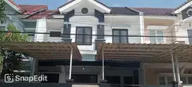 Disewakan rumah 2 lantai di harapan indah bekasi
