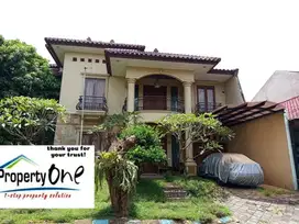 Vila Serpong  rumah hook dijual cepat