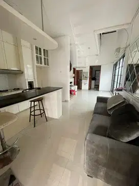 Di jual rumah Daerah Gunung Sahari