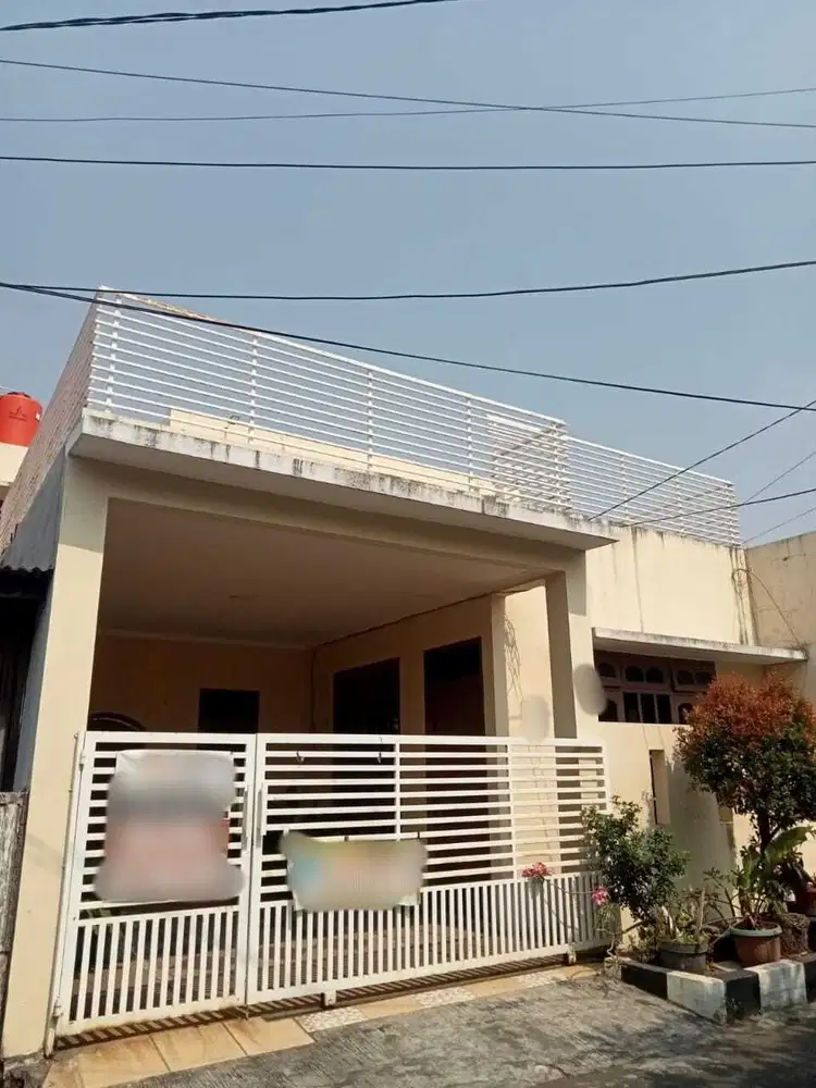 Dijual rumah 2 lantai di Komplek Merpati Kalideres, Jakarta Barat