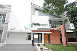 Rumah Dijual Vassa Lake Lippo Cikarang, siap huni