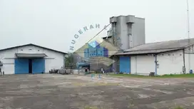 Pabrik di Jl Raya Pantura, Jayanti, Tangerang - Banten.