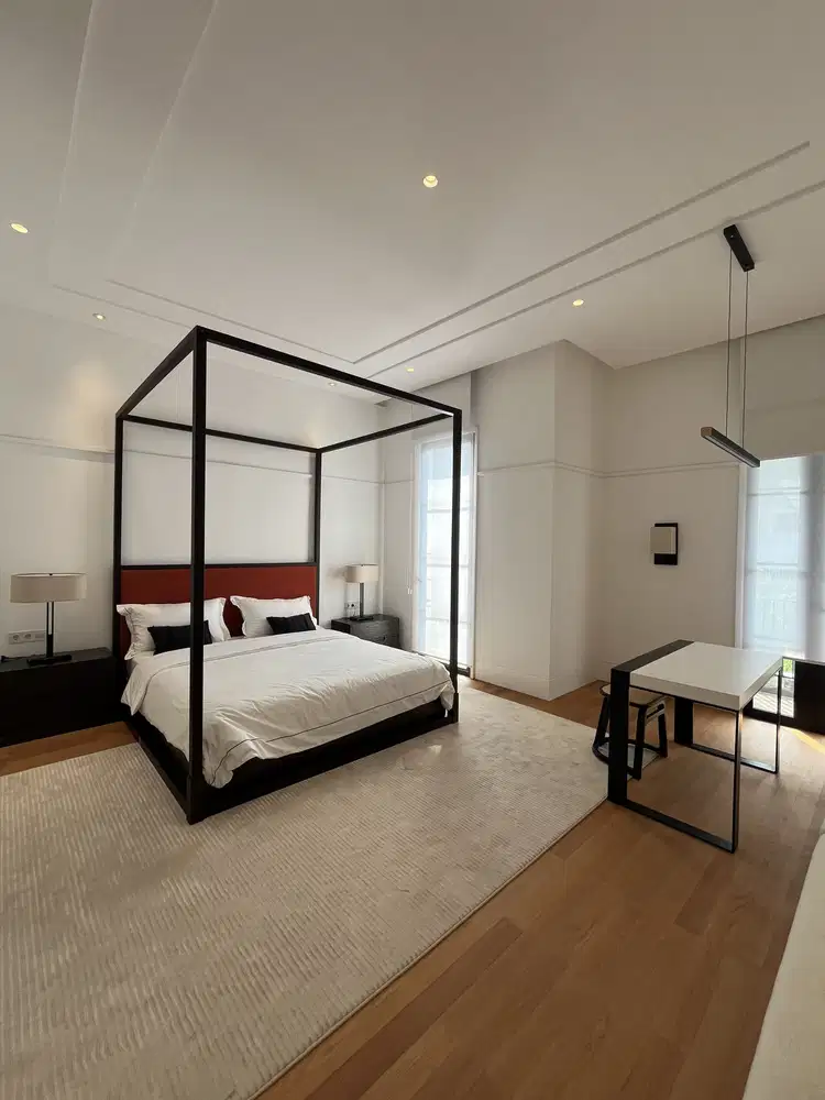 Modern classic brand new townhouse pondok indah for sale