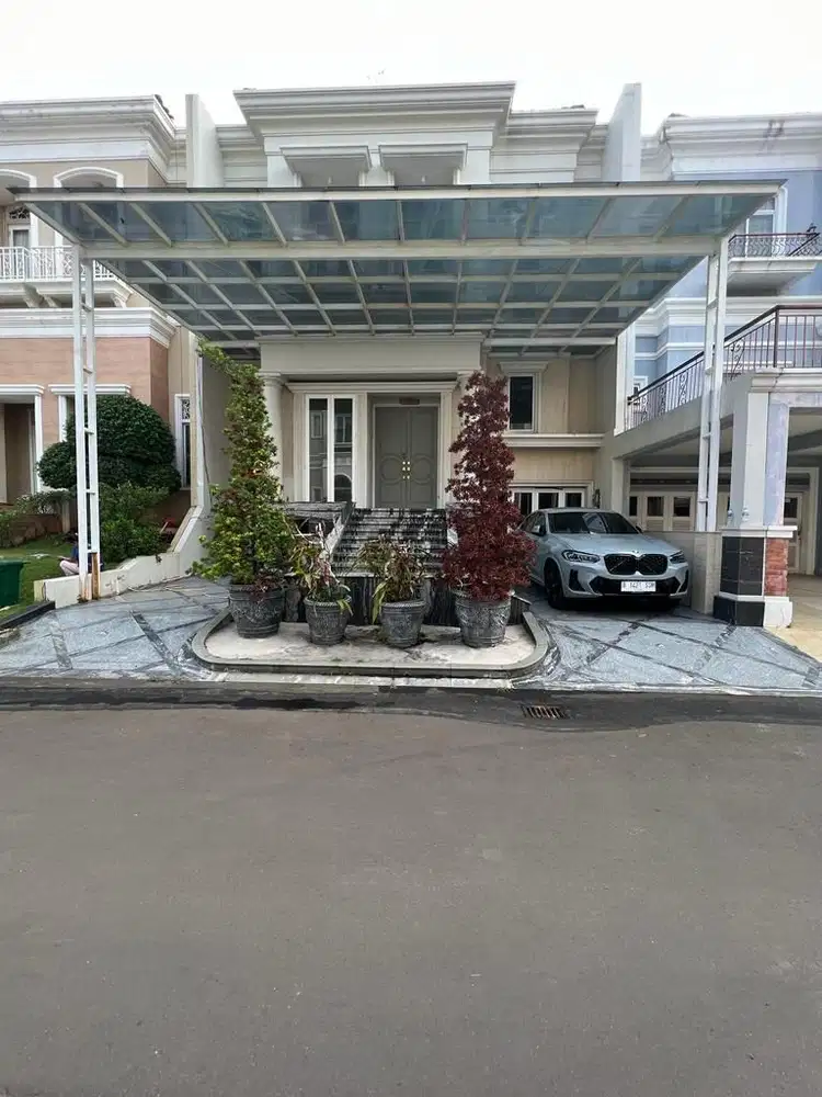 Rumah baru 2.5 lantai di Royal Gading Mansion, Kelapa Gading