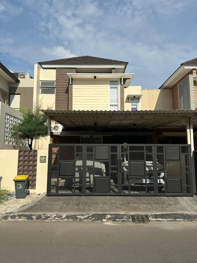 DIJUAL RUMAH CANTIK DOUBLE FASAD DI CLUSTER GRAND WISATA
