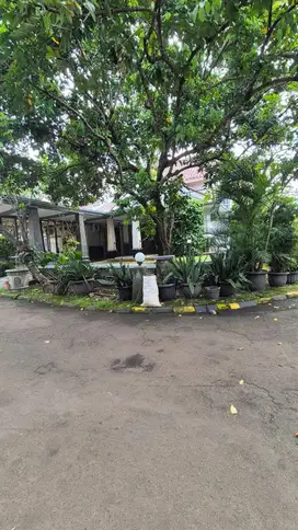 DIJUAL  RUMAH POSISI HOOK BINTARO JAYA SEKTOR 9