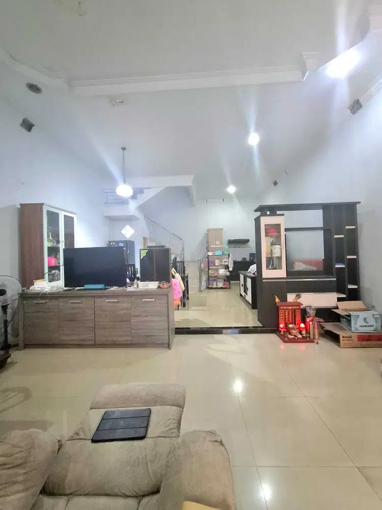 Dijual Rumah Komplek Cemara Asri kondisi bagus unfurnished