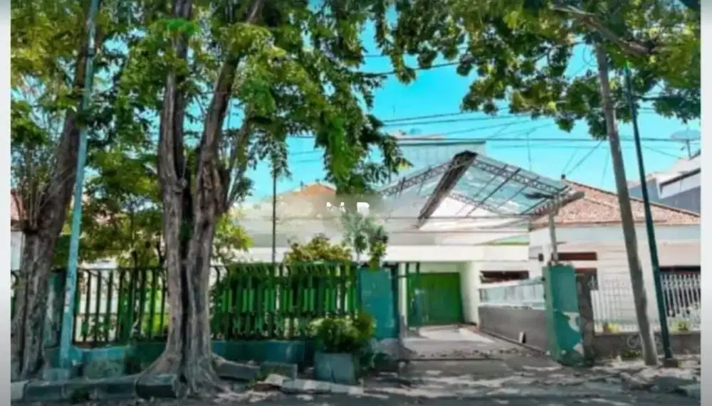 Rumah di pusat kota, Dekat Grand City mall
