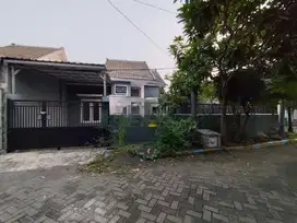 GUNUNGANYAR BAWAH PASAR ‼️ Rumah Hook Termurah Luas 152m2 Hitung Tanah