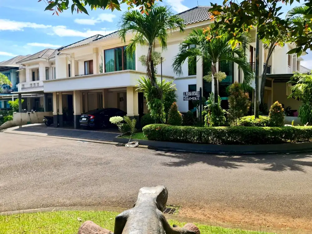 Rumah mewah posisi corner di kota wisata bogor