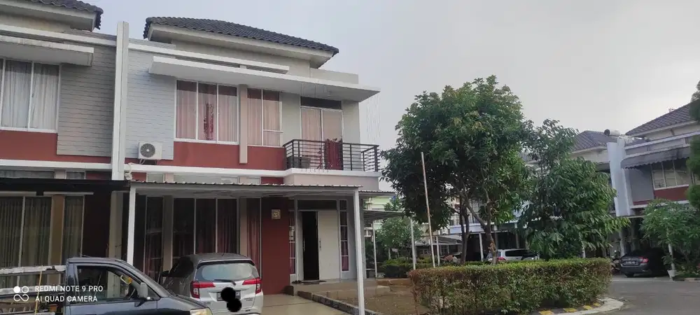 Rumah dekat mall di grand galaxy city Bekasi