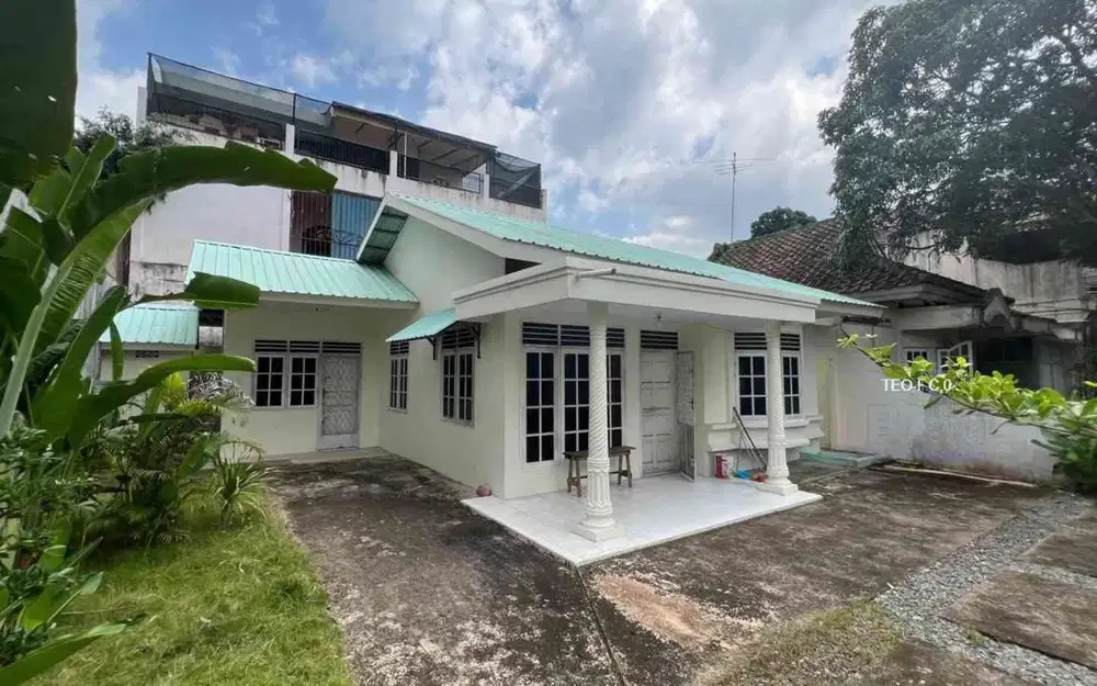 Rumah Dan Kavling Yang Luas Baloi Center Dijual