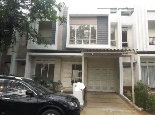 Rumah Asri Nyaman  Siap Huni The Springs Gading Serpong