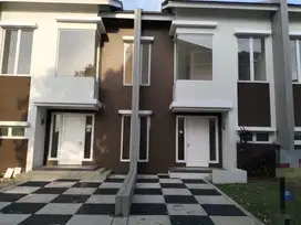 Dijual rumah baru cluster Navarra di kota modernland tangerang