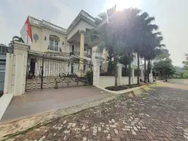 DIJUAL RUMAH MEWAH INTERCON TAMAN KEBON JERUK AREA PREMIUM 20X40 MEWAH