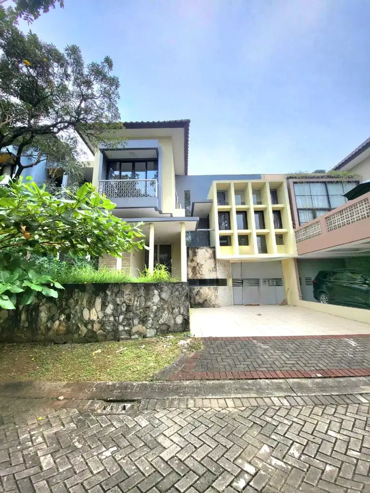 Rumah Luas 2 Lantai Sangat Murah Strategis di Bintaro Sektor 7. 15391