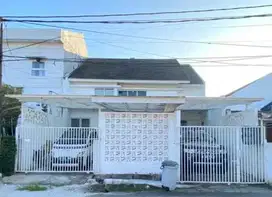 Rumah Cantik Fully Furnished Strategis  di Bintaro Sektor 3A. 15099