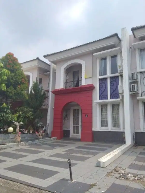Dijual Rumah  Cluster Lavender Furnished Gading Serpong