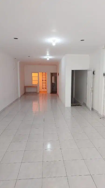 Disewa Cepat Ruko City Resort Miami Bagus dan Hadap Jalan