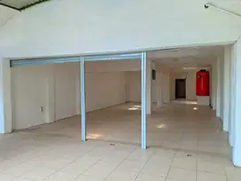 Dijual Rumah hitung tanah di Mainroad Kopo