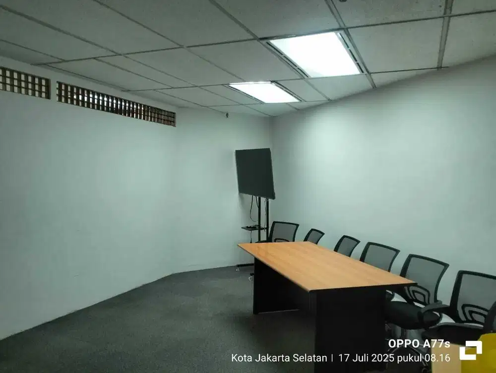 Disewakan Ruang Kantor di Sudirman  Strategis & Murah Jakarta Selatan