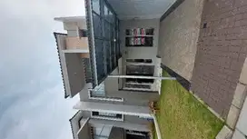 DISEWAKAN RUMAH GOLF ISLAND PIK CLUSTER HARMONY