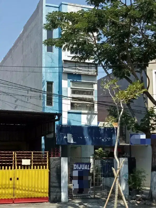 Ruko Di Jalan Kutai Surabaya Kota Lokasi Tengah Kota Bagus Terawat