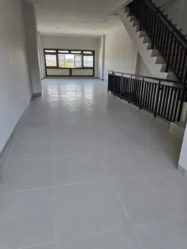 Disewa ruko mega kuningan pik2