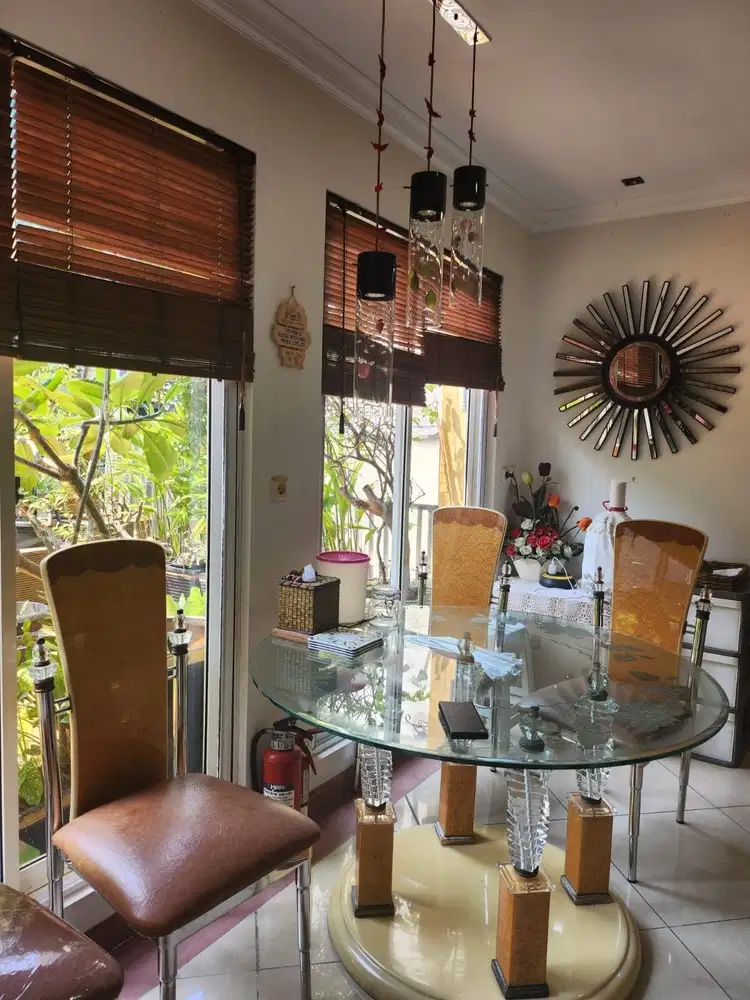 RUMAH PIK1 JOHAR GOLF 10X18,SEMI FURNISH BAGUS RAPIH,SELATAN,SHM