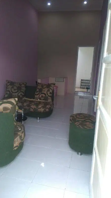 Dijual Rumah Bagus Siap Huni Lokasi Strategis di Mulyosari Surabaya