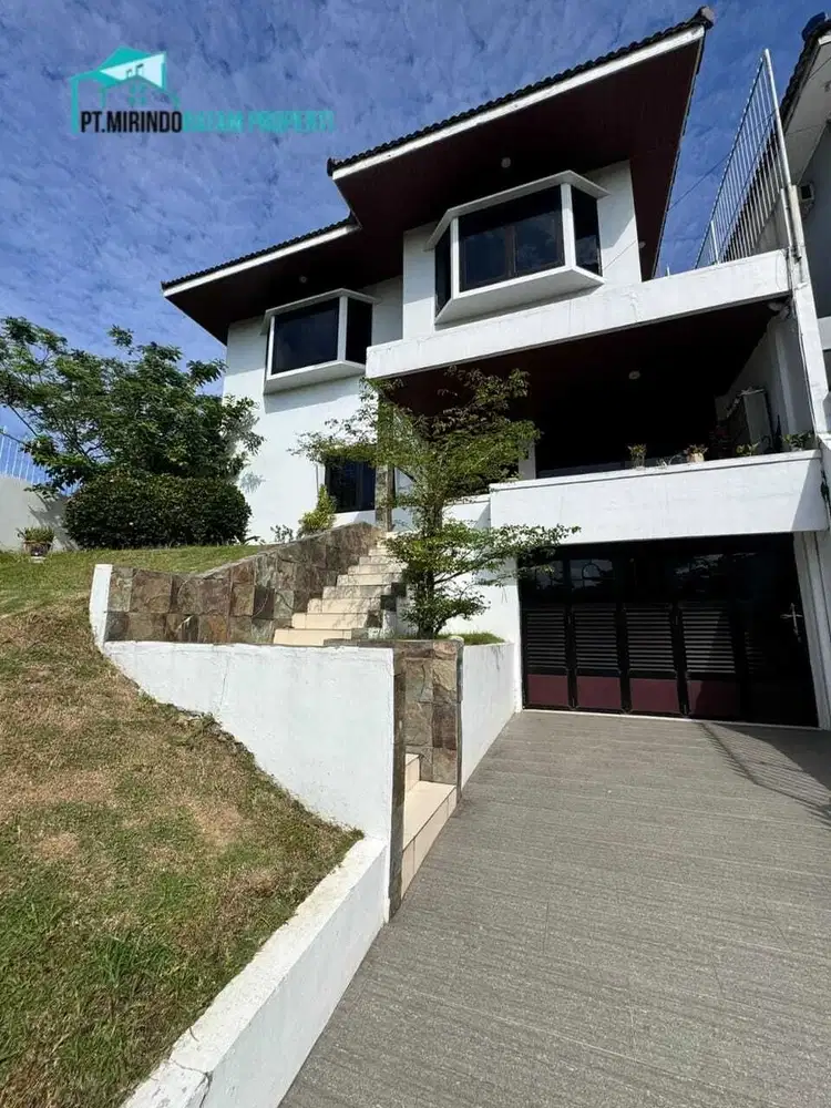 DIJUAL 3.2MILLIAR RUMAH KAWASAN ELITE SHANGRILLA GARDEN - SEKUPANG