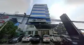 Disewakan Office,  Luas 210m2 di Wolter Monginsidi, Kebayoran Baru