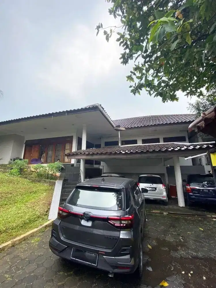 Rumah Dijual tanah Luas Di Bangka Kemang Jakarta Selatan